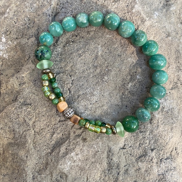Handmade Unisex Bracelet Upcycled Beads Such as; Jade Jasper Glass Metal Wood - Picture 1 of 6